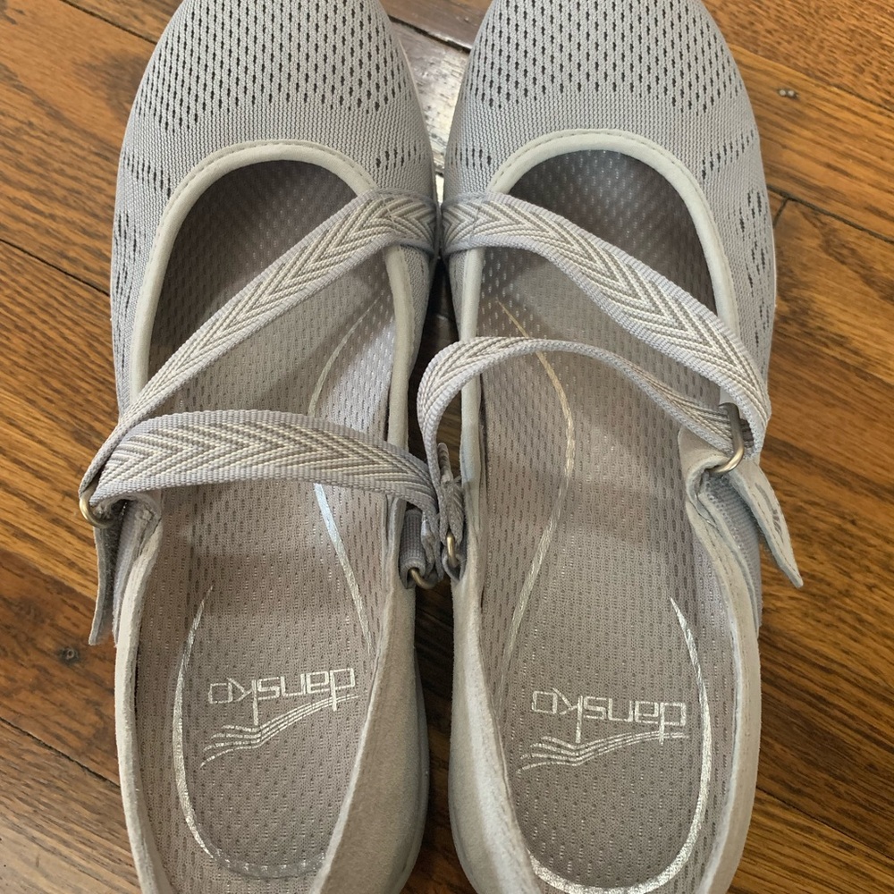Dansko Women's Gray Mesh Flats